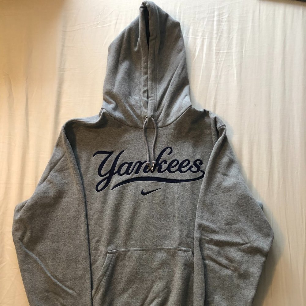 Nike New York Yankees Sweatshirt